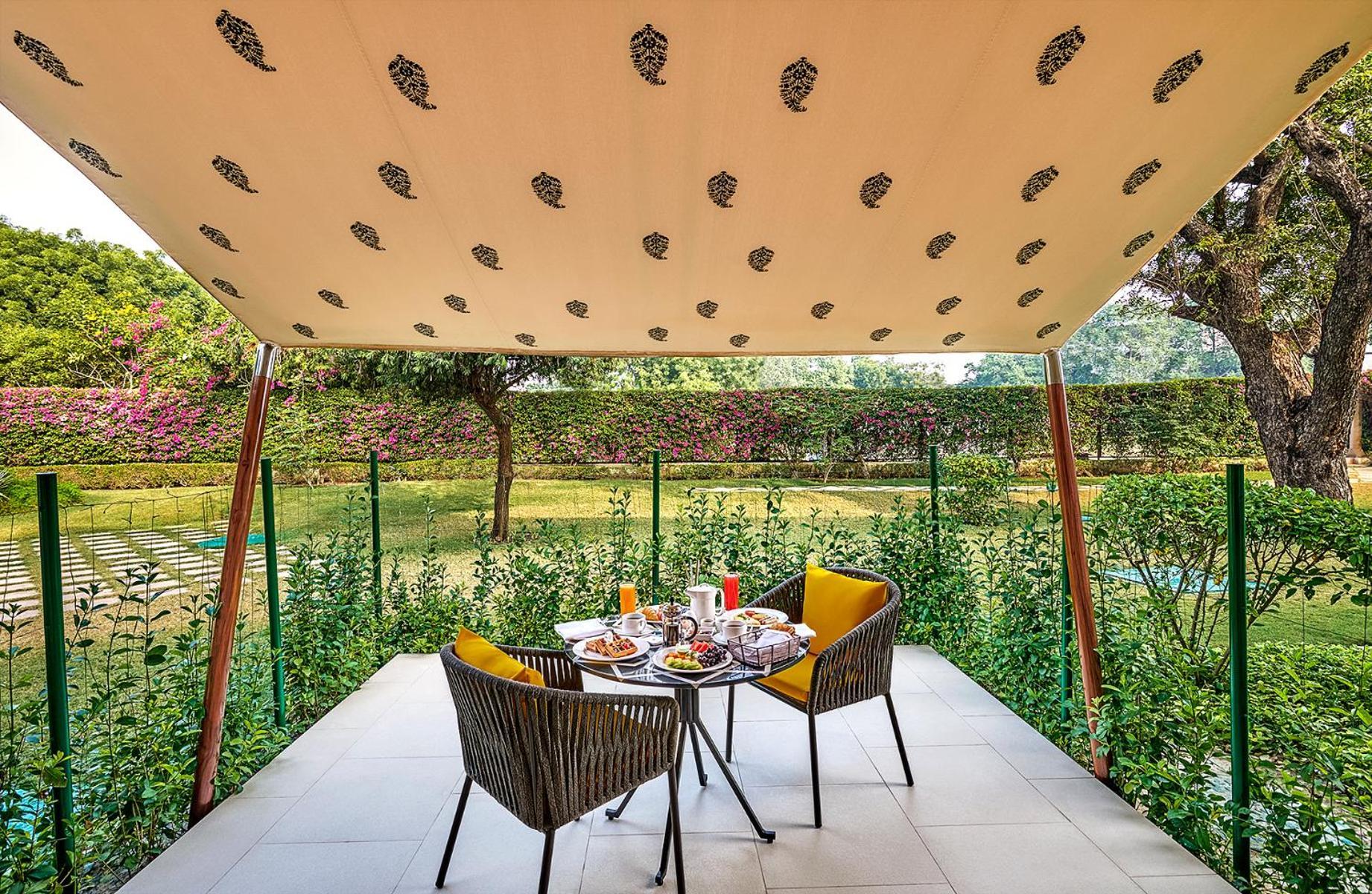 Trident Agra Agra (Uttar Pradesh) Exterior foto The Lake Lounge