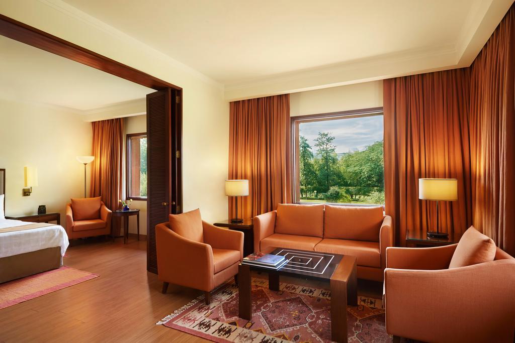 Trident Agra Agra (Uttar Pradesh) Exterior foto A suite at the Taj Bengal