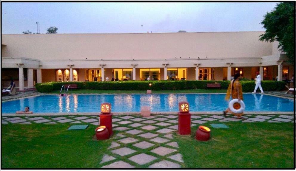 Trident Agra Agra (Uttar Pradesh) Exterior foto The Taj Mahal Palace, Mumbai